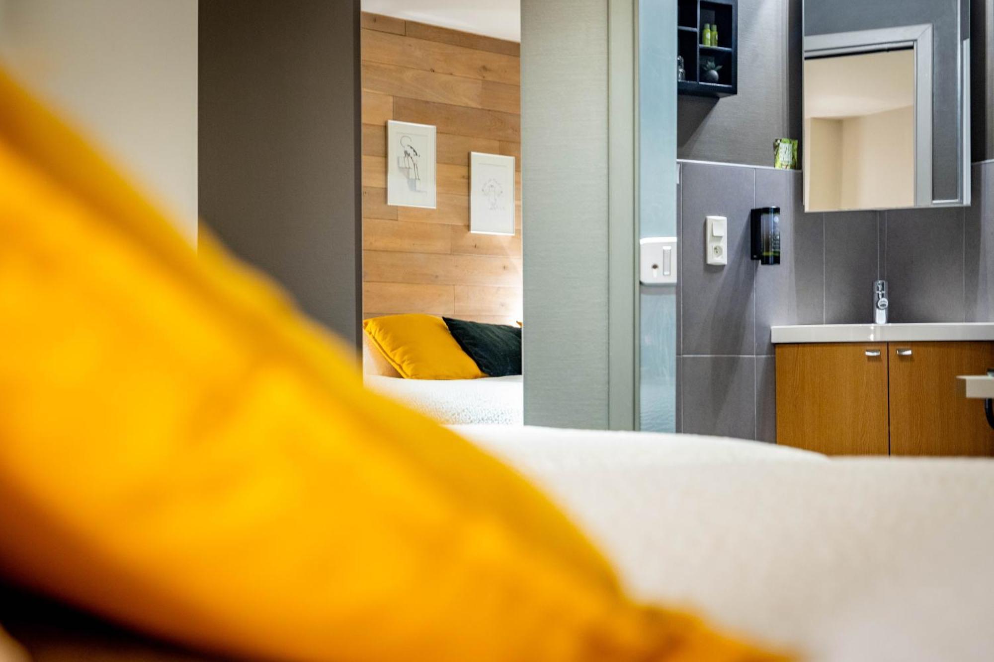 לבארוש Logis Hotel Restaurant & Spa La Rochette מראה חיצוני תמונה